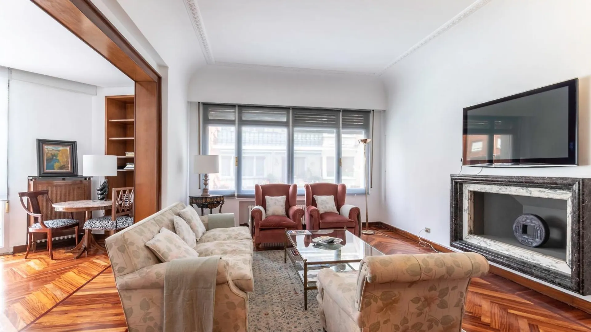 Apartment Elegancia Con Diseno Clasico Bilbao Spain