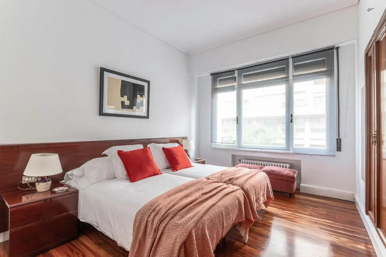 Elegancia Con Diseno Clasico Bilbao Apartment